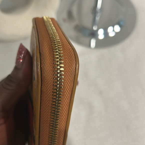 MCM zippy Wallet Multiple colors - Picture 7 of 13